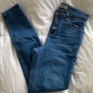 Topshop Jamie jeans!